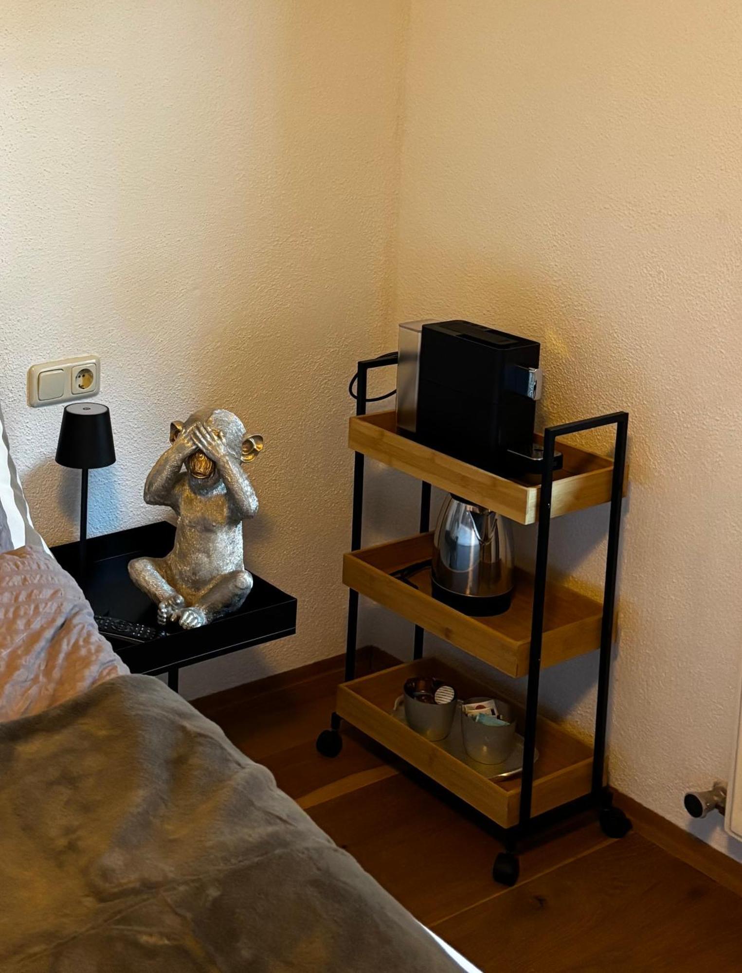 Lechtaler Alpenblick Landeck - Privatzimmer & Ferienwohnung Eksteriør bilde