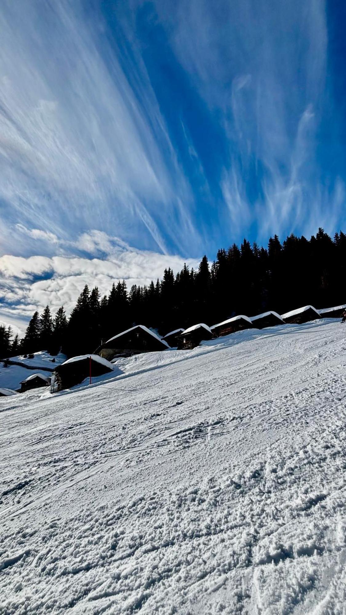 Lechtaler Alpenblick Landeck - Privatzimmer & Ferienwohnung Eksteriør bilde
