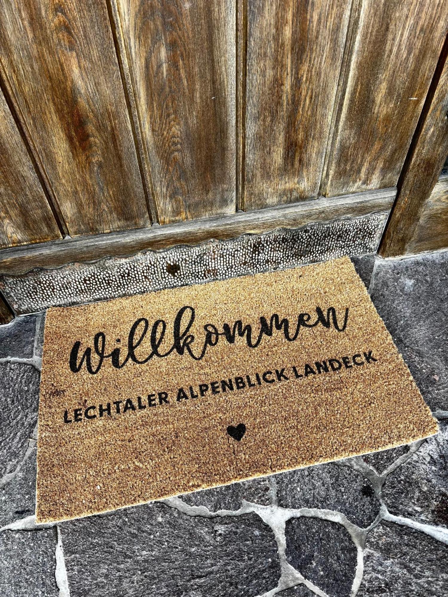 Lechtaler Alpenblick Landeck - Privatzimmer & Ferienwohnung Eksteriør bilde